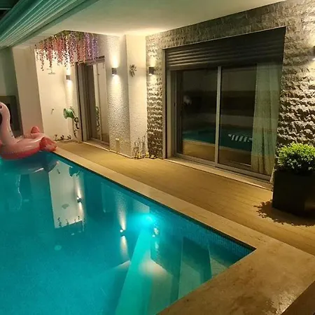 Ultra Lux Rezidans Isitmali Ozel Havuzlu * Cesme