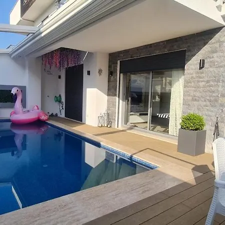 Ultra Lux Rezidans Isitmali Ozel Havuzlu Apartment