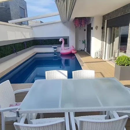 Ultra Lux Rezidans Isitmali Ozel Havuzlu Apartment Cesme
