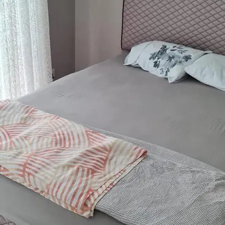 Ultra Lux Rezidans Isitmali Ozel Havuzlu * Cesme